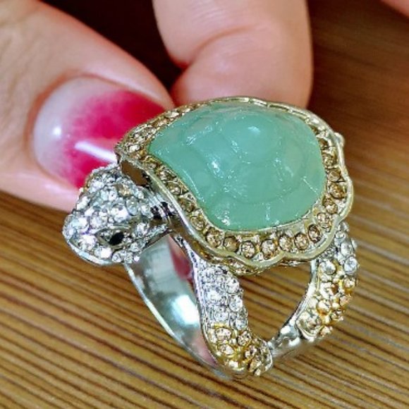 Bohemian  Cute Green Turtle Shell Rhinestone Ring - Picture 3 of 3